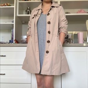 F21 - beige fitted trenchcoat